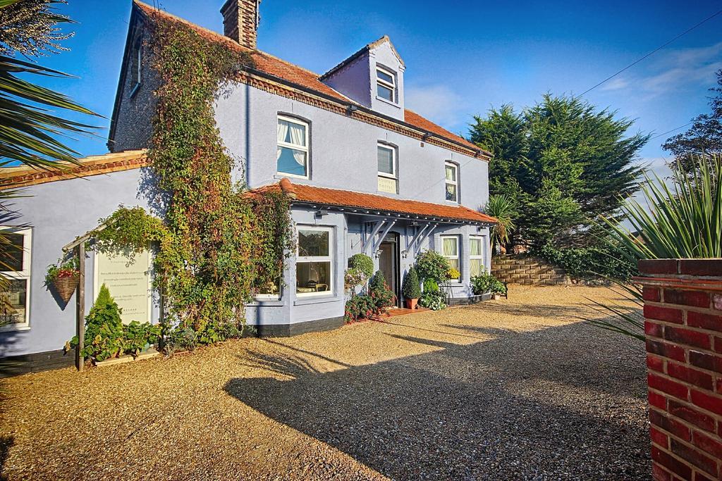 Hooray Henrys Bed and Breakfast Sheringham Exteriör bild